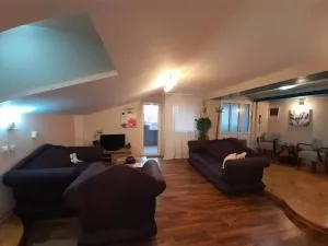 Vila V&V - Donja Vrežina