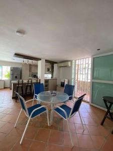 Palma House - Cabaña con piscina