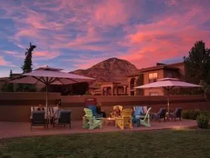 Sedona Real Inn & Suites - 卡顿伍德