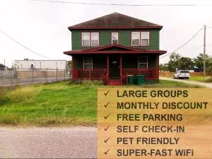 Rental Unit 1 Near NASA, Kemah, Galveston - Hitchcock