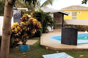 CASA DE PRAIA NO CONDOMÍNIO PARAÍSO, GUARAJUBA