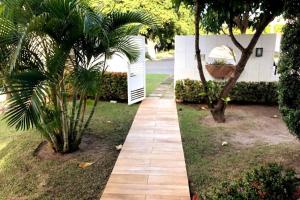 CASA DE PRAIA NO CONDOMÍNIO PARAÍSO, GUARAJUBA