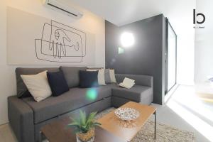 bHOTEL Heiwaodori 501 - Huge Apt Famous Hiroshima Dori For 6ppl