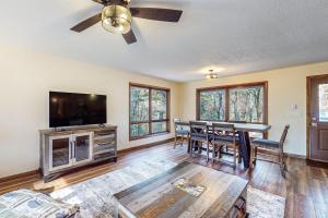 Mitchell Point Cottage