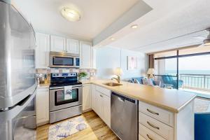 Fountainhead Towers 1606