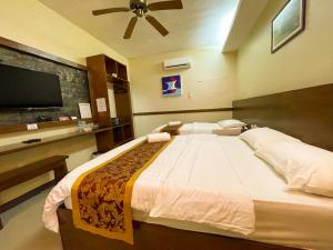 Casa Marco Suites Puerto Galera powered by Cocotel