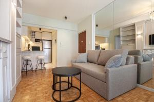 Prime Apartment in Palermo best location wbalcony. Work-Stay Speed Internet WasherDryer Unit