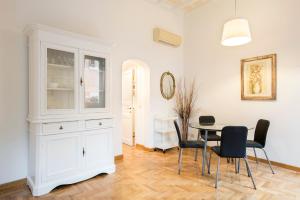 Eris Apartment