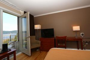 BATTURES Hotel Fjord Saguenay