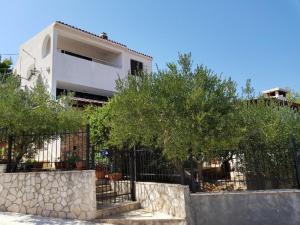 Apartments Sanda - 100m from sea