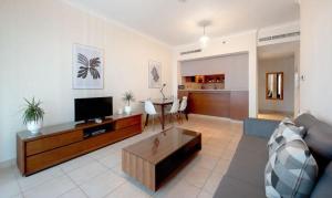Manzil - 1BR in Fairways West with Golf Course View - Ferienwohnungen, Dubai