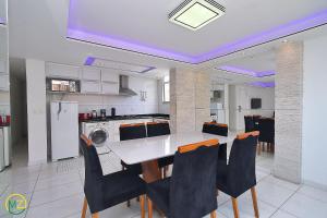 Moderno Apto 3 suites p 8 pessoas em Copacabana