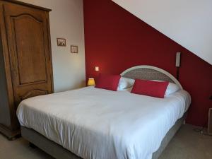 Hotels Logis Hotel Le Saint Florent : Chambre Simple - Non remboursable