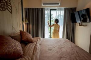 Beachfront Condo room at Huahin