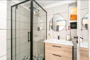 Urban Haven: Cozy Stay