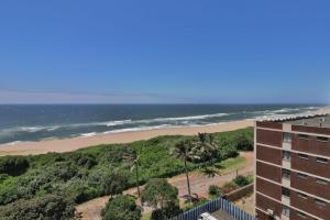 604@Amanzi 2-bedroom holiday apartment by the sea