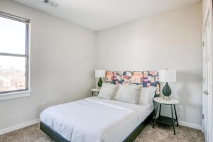 CozySuites Music Row Chic 1BR w free parking 12