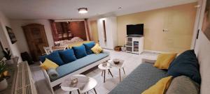 Private 1-2,5 -Zimmer-Wohnung mit Terrasse