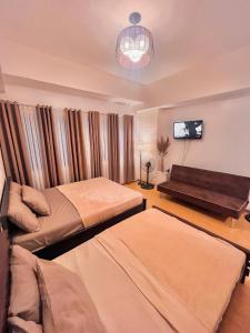 Sixteen Degrees Serenity