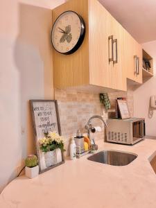 Sixteen Degrees Serenity