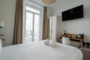 Hotels Best Western Hotel De La Plage Saint Marc sur Mer : photos des chambres
