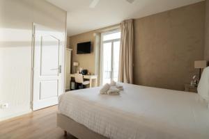 Hotels Best Western Hotel De La Plage Saint Marc sur Mer : photos des chambres