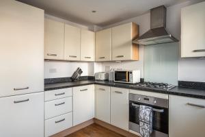 Our latest stunning property by Our Home Short Stays free parking super fast WiFi large back garden and crisp hotel white linen