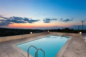 Domas Blue Studio Villa With Private Pool and Panoramic View - Agios Dimitrios