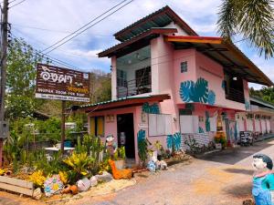 Ingpha Room For Rent