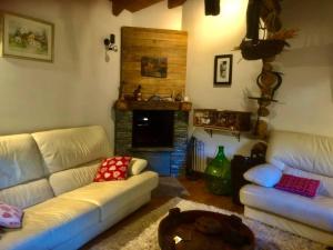 Magnificent spacious 4 bedroom mountain chalet with spa, free EV plug -in
