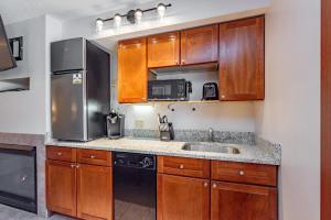 A124 Studio Standard View