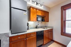 A124 Studio Standard View