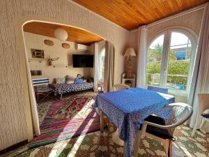 Villa Charmante avec Wifi, Terrasse et BBQ, Proche Plage et Commerces pour 4 Personnes - FR-1-388-194