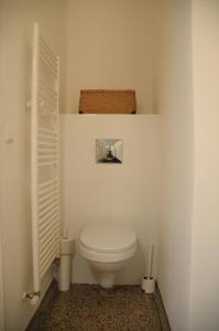 Lovely Renovated Apartment Top 11 - Easy Self Check in