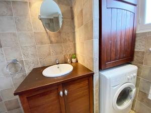 KERPOUM - Appart avec Wifi, Plage 300m - D29