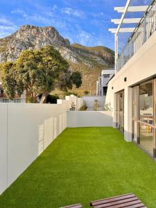 Mountain Pearl Cottage