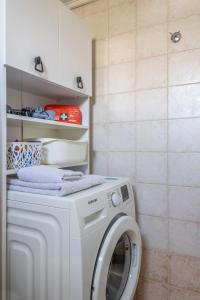 Minimal Apartment in Heraklion