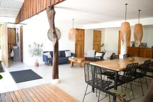 Cuatro Vientos Lodge & Apartments - Mal País, Costa Rica