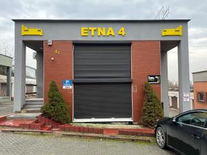 Etna 4 - Apartamenty - Osmeckiego 4 E Rzeszów -Parking