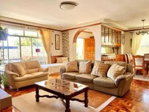 Door 111B Country Home at Wagner - Camp John Hay