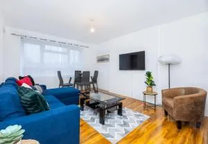 Spacious 3BR, 5min Penge St, Crystal Palace Park - Elmers End