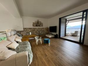 Villas Moderne corps de ferme - Piscine : photos des chambres