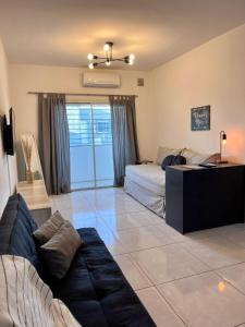 Luminoso departamento con cochera