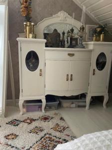 Casa Steinbekken, rom inkl morgenkaffe for par og kvinner med felles toalett