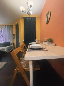 A Colorful Apart for a Start