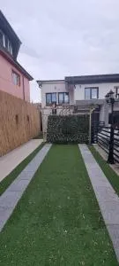 DNT HOUSE 2 - Malu Mare