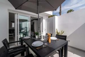 Bungalow con piscina comunitaria y terraza privada