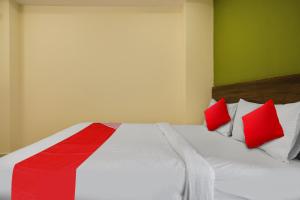 Hotel O Home Hotel R Square Nacharam