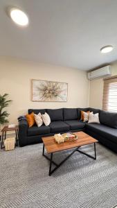 Beautiful 3BR villa with Self-Check-in near to Major Events Family only