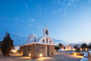 Kavuras Village Hotel & Suites